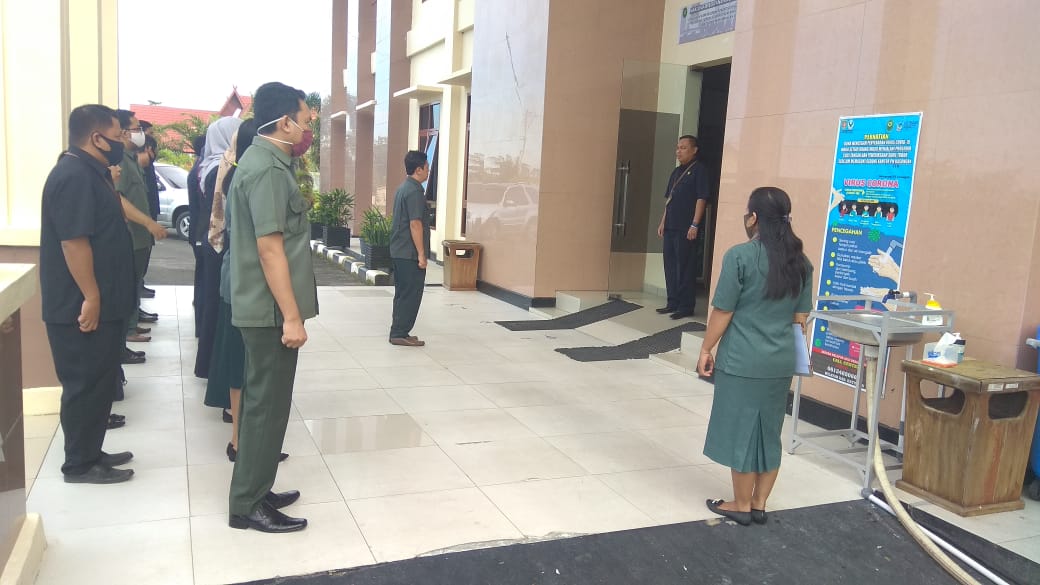 apel pagi